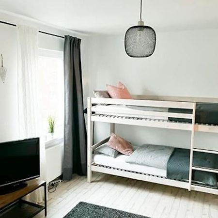 Modernes Apartment Mit Balkon Free Parking Netflix Celle Exterior photo
