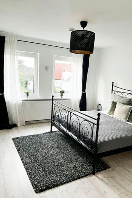 Modernes Apartment Mit Balkon Free Parking Netflix Celle Exterior photo